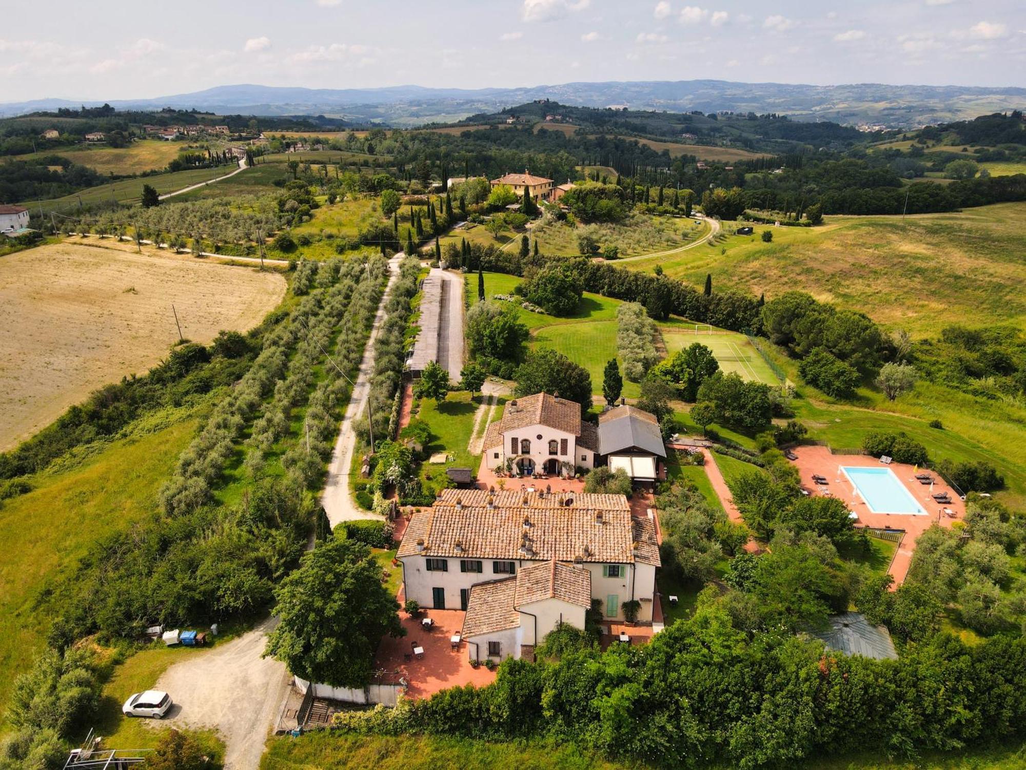 Locanda Le Boscarecce Castelfiorentino Exterior foto