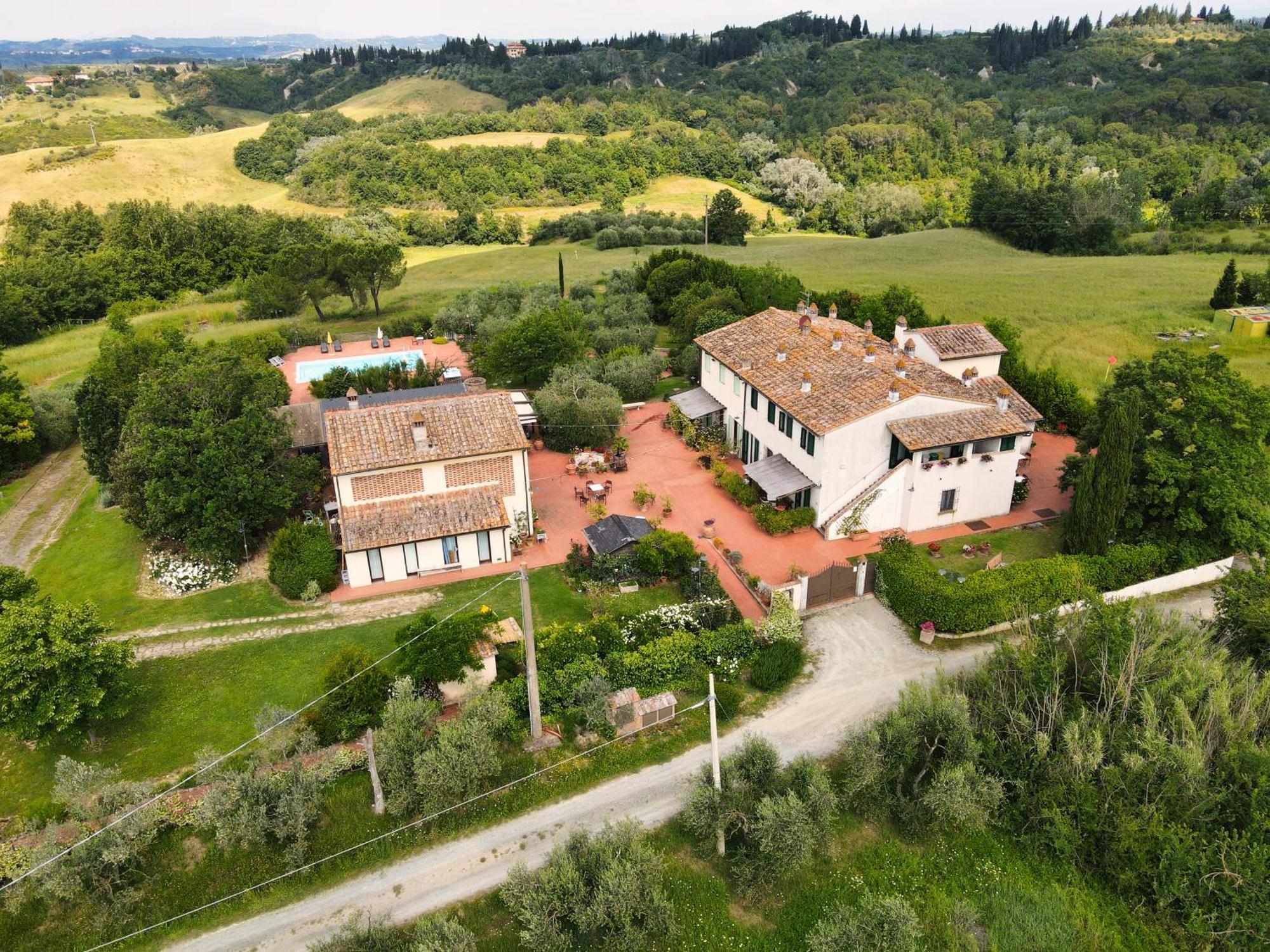 Locanda Le Boscarecce Castelfiorentino Exterior foto