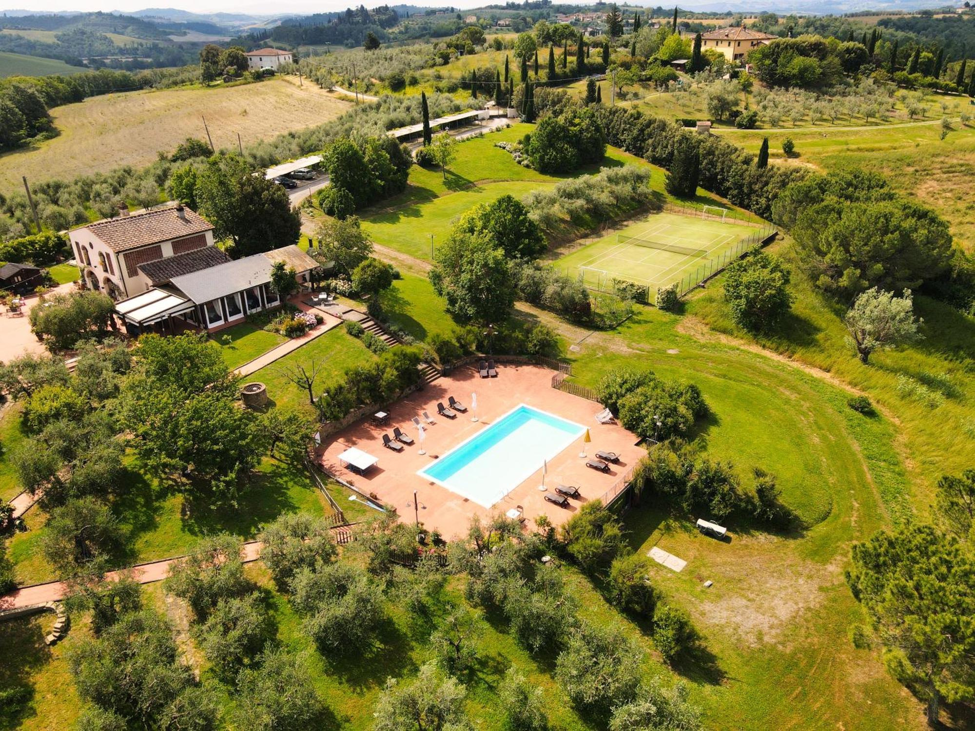 Locanda Le Boscarecce Castelfiorentino Exterior foto