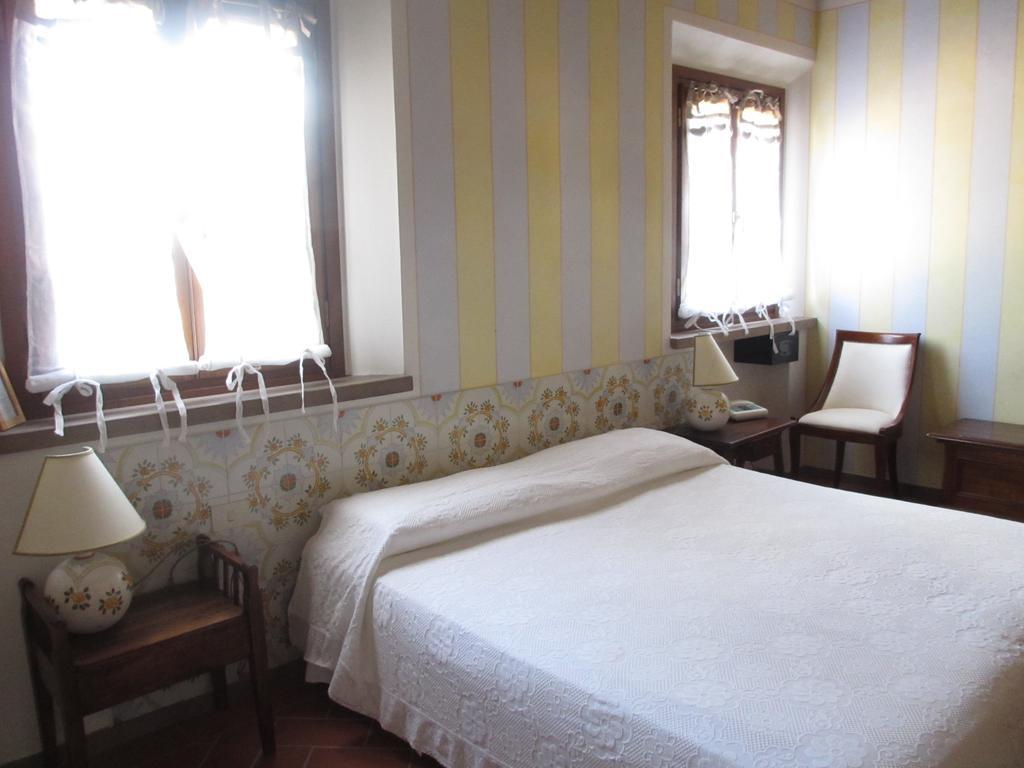 Locanda Le Boscarecce Castelfiorentino Zimmer foto