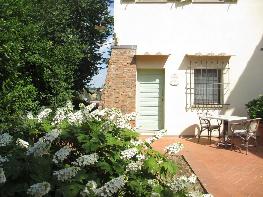 Locanda Le Boscarecce Castelfiorentino Zimmer foto